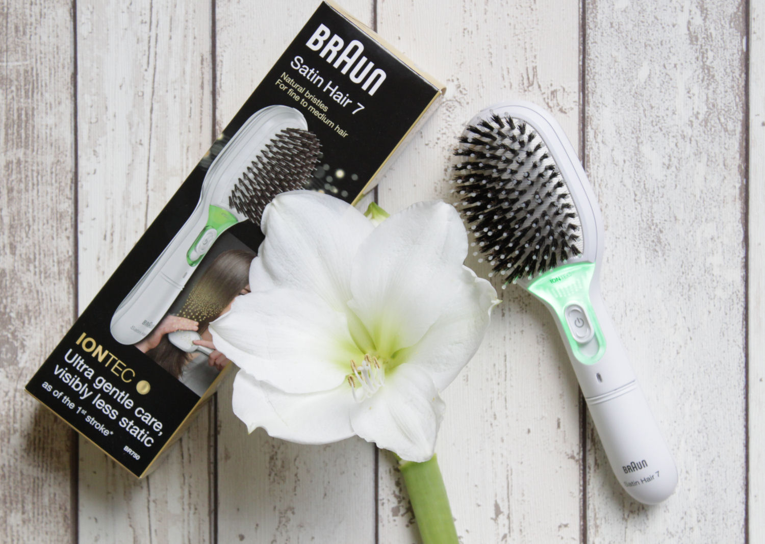 Dreaming-in-Berlin-Beauty-Braun-Satin-Hair-7-Review-1