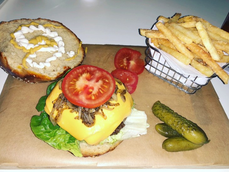 E2CB5239-2D10-4764-B1BB-11284973D699